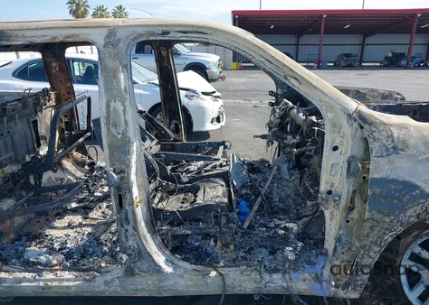 2019 Chevrolet Silverado 1500 Lt из США, поврежденный, VIN 3GCPWCED5KG281558